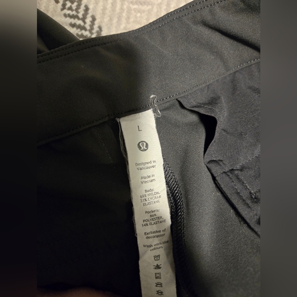 Lululemon pants - Picture 4 of 4